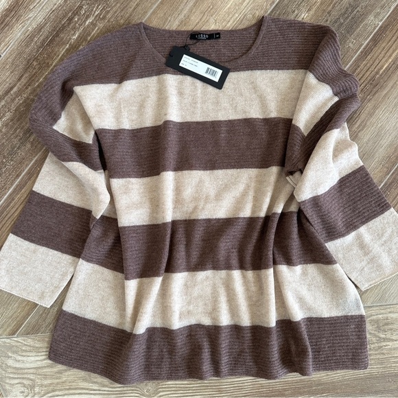 Lusso Sweaters - NWT Lusso Striped 100% Cashmere Striped Sweater